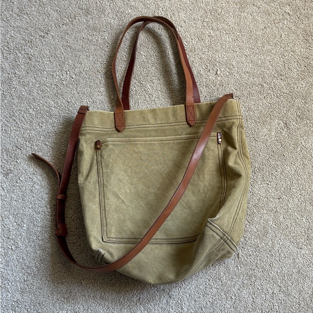 Madewell Medium Transport Tote in Canvas